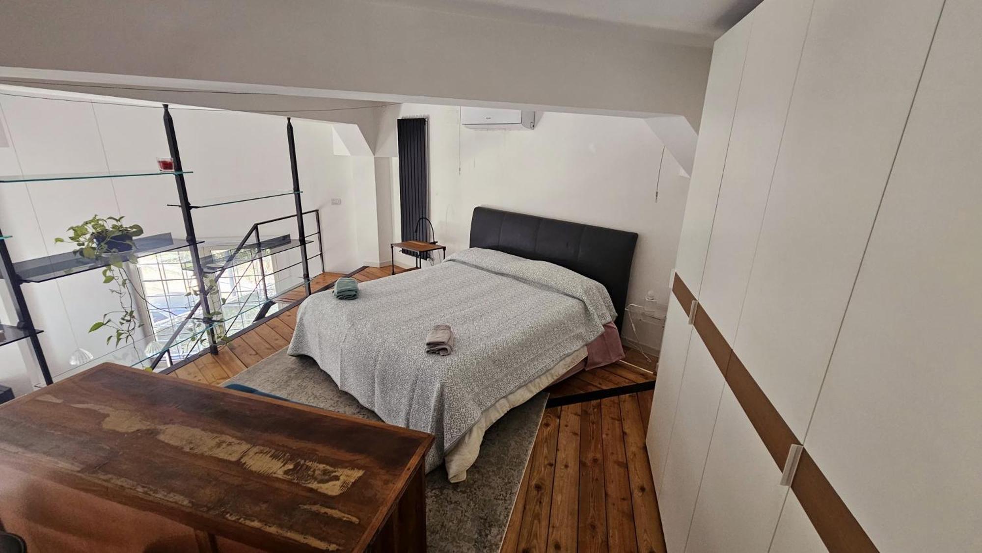 Apartment Loft Crab